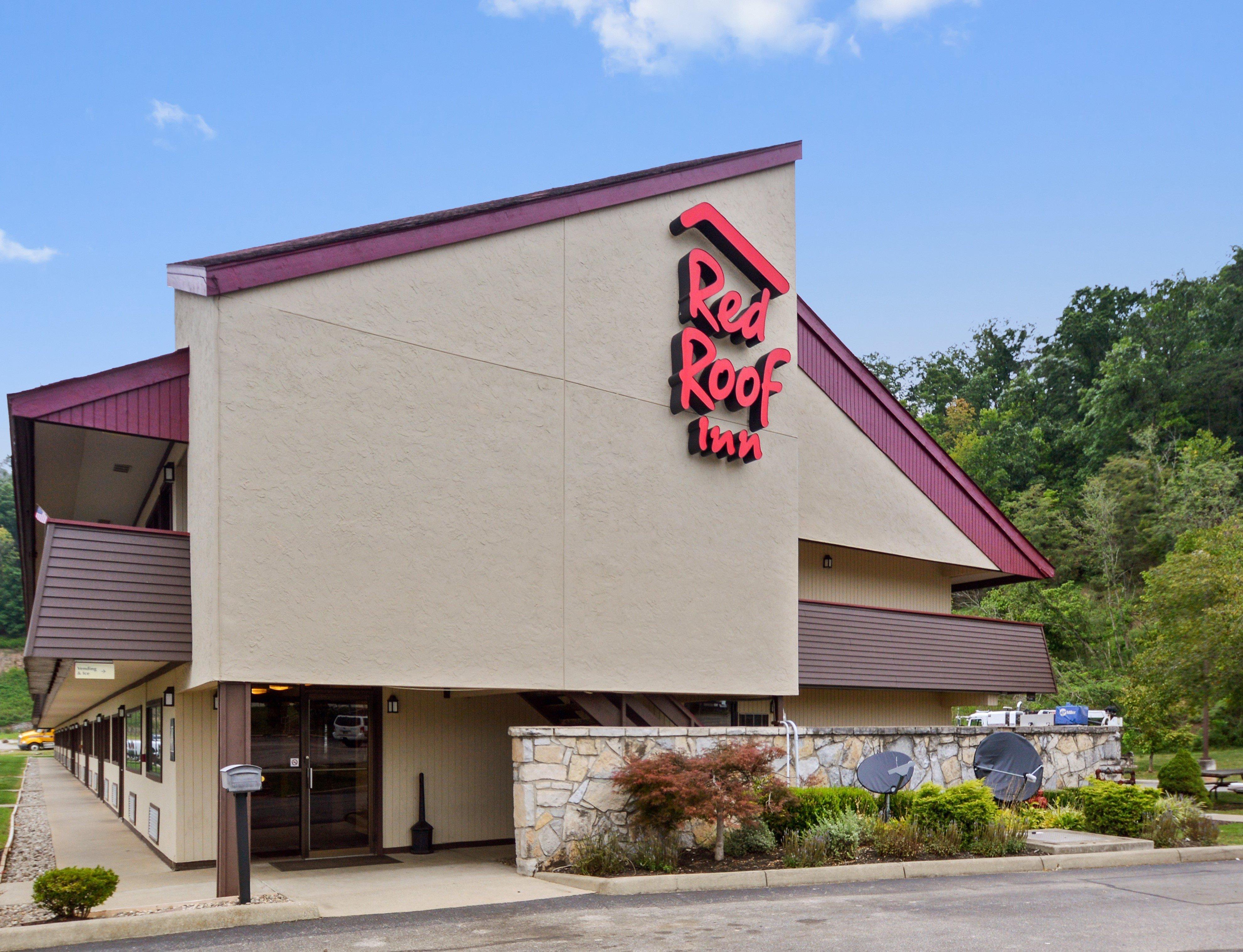 Red Roof Inn Charleston West - Hurricane, Wv Teays Valley Exterior photo