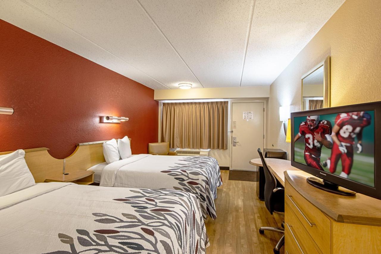 Red Roof Inn Charleston West - Hurricane, Wv Teays Valley Exterior photo