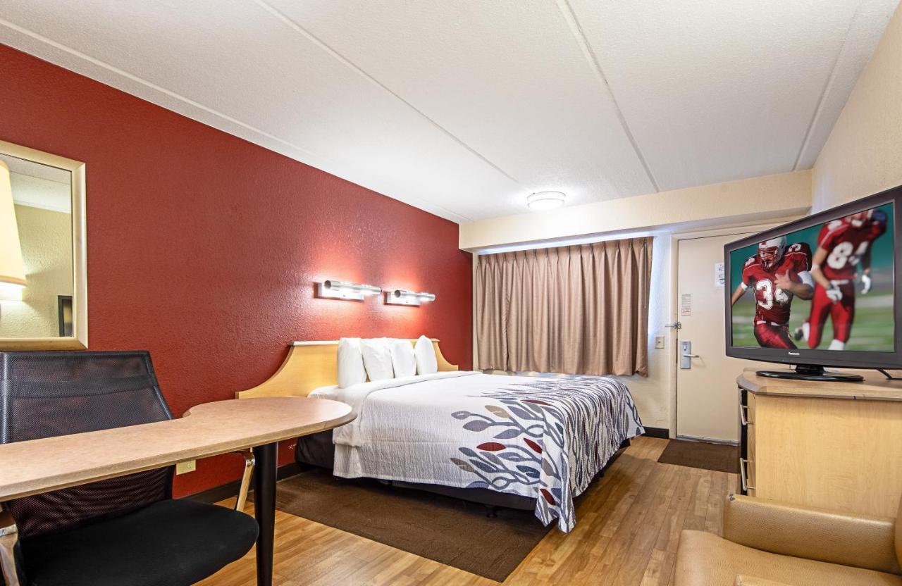 Red Roof Inn Charleston West - Hurricane, Wv Teays Valley Exterior photo